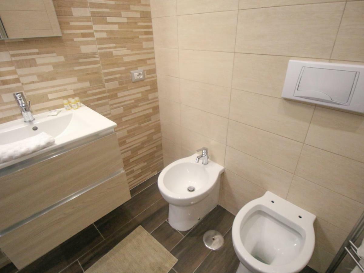 נאפולי B&B Pisadog מראה חיצוני תמונה