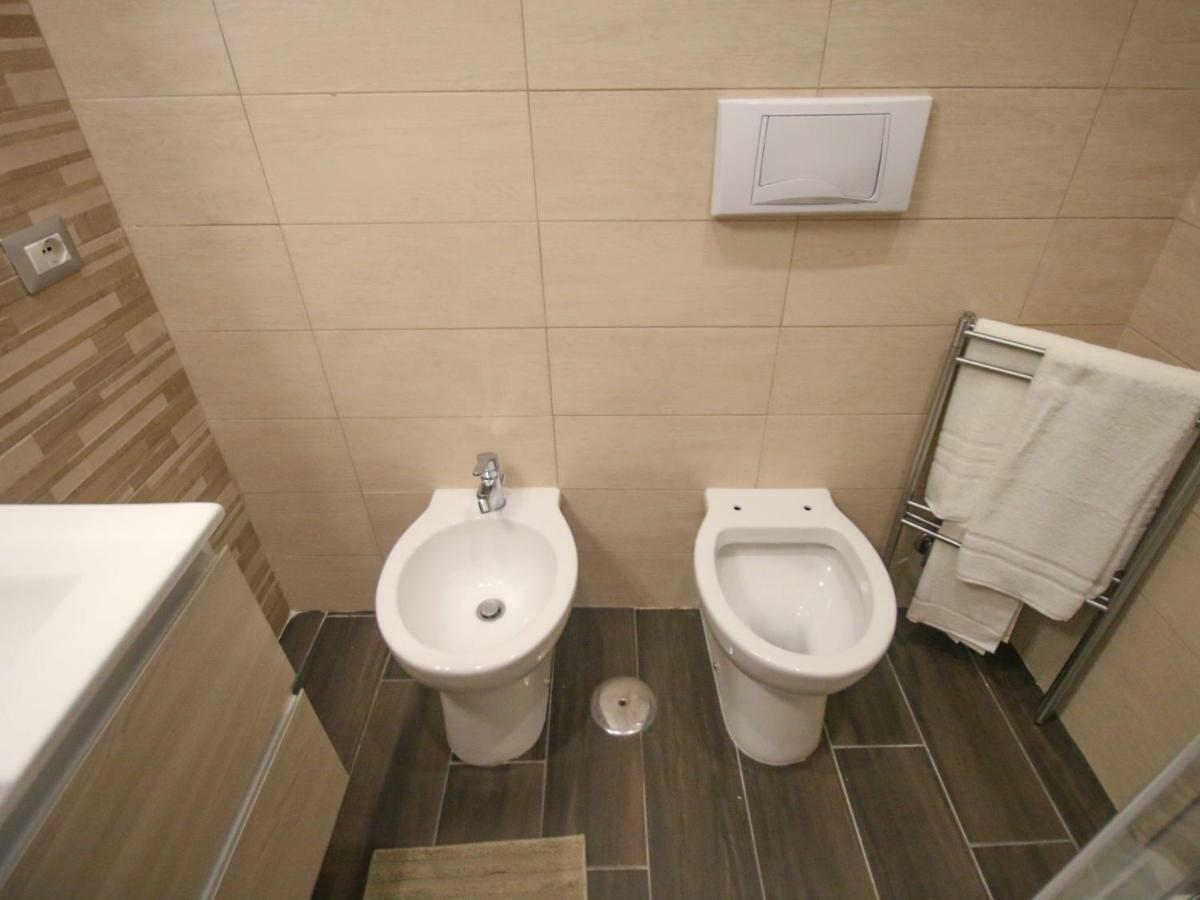 נאפולי B&B Pisadog מראה חיצוני תמונה
